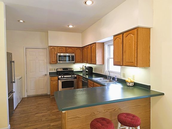 5th image of 41 Juniper Wood Dr