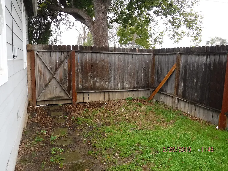 905 Orange St — Photo 14
