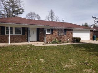 2600 W Yorkshire Dr, Muncie, IN 47304