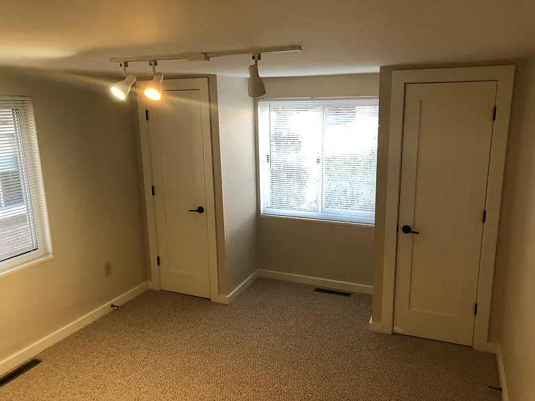 647 Isabella St #2 — Photo 11