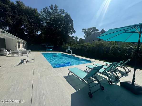 612 Deal Rd, Ocean Twp, NJ 07712