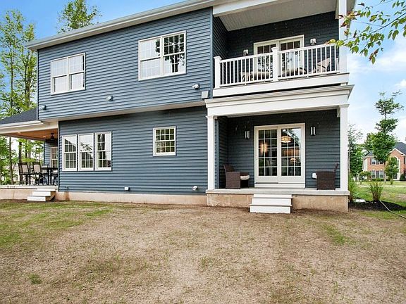 2nd image of 5921 Corinne Ln