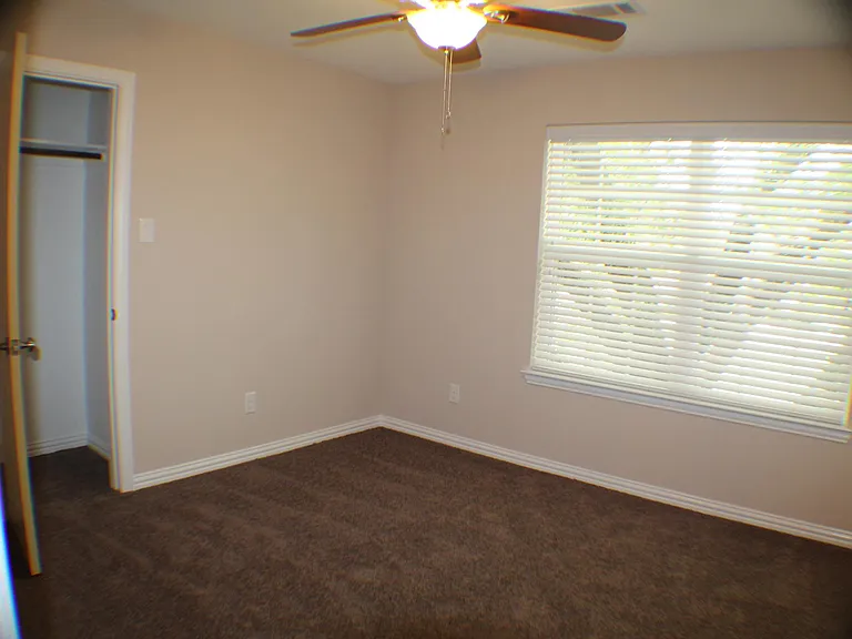 829 Summercreek Dr #829 — Photo 17