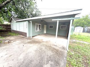 3304 W Cesar E Chavez Blvd UNIT B, San Antonio, TX 78207