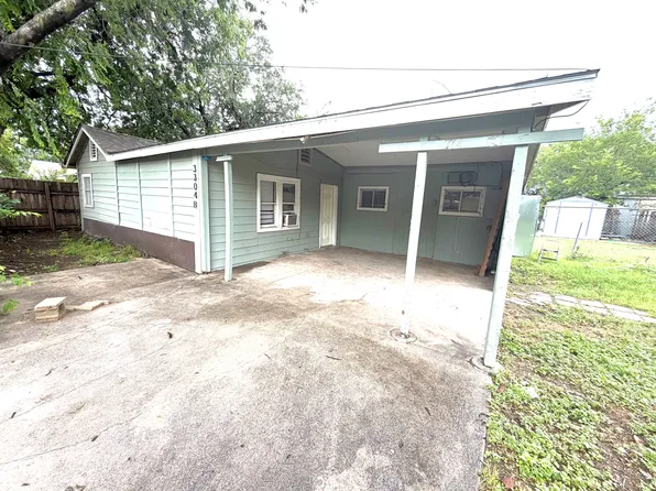 3304 W Cesar E Chavez Blvd Unit B, San Antonio, TX 78207