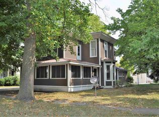 315 S Market St, Winamac, IN