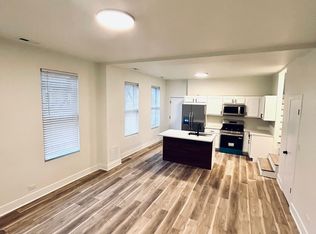 3227 S May St #2M, Chicago, IL 60608