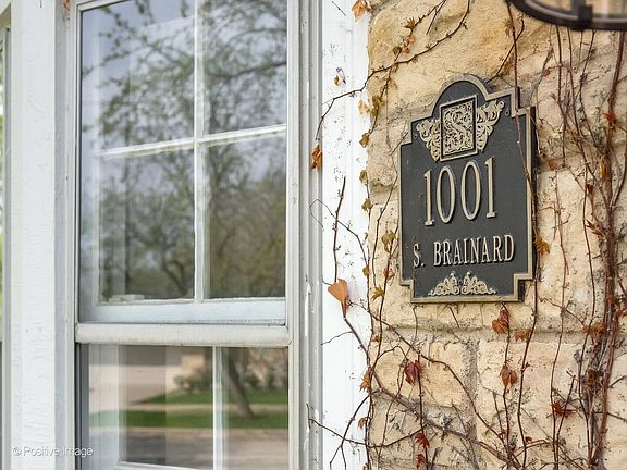 3rd image of 1001 S Brainard Ave