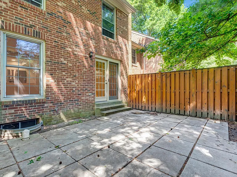 2540 S Walter Reed Dr #5 — Photo 25
