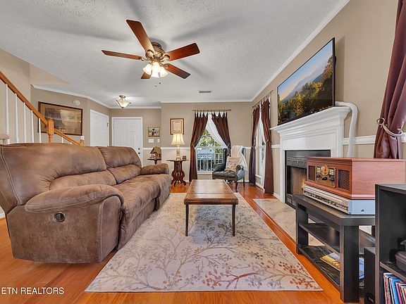 4th image of 8135 Robins Nest Ln