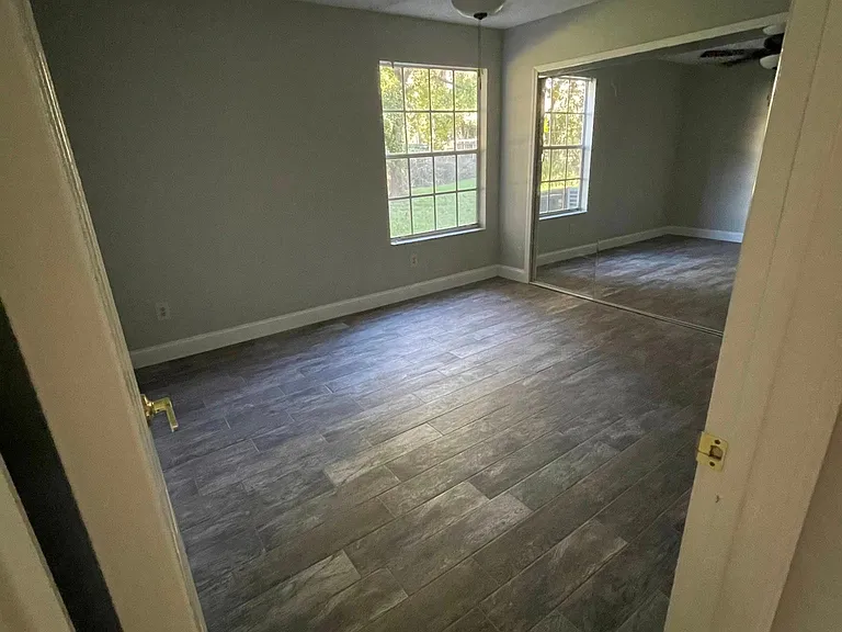 937 Birmingham Ct #105 — Photo 9
