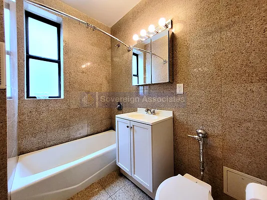 Rented by Sovereign Associates | media 1
