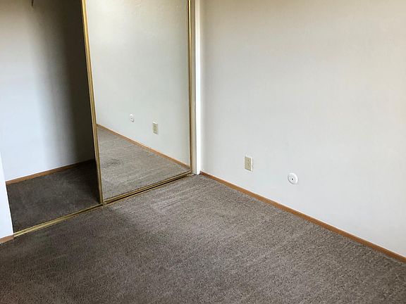 5th image of 1591 Laurel St APT 2