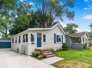 1114 W Hazelhurst St, Ferndale, MI