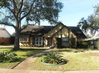 5610 Willowbend Blvd, Houston, TX 77096