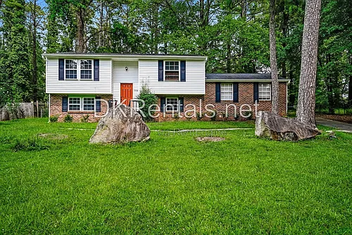 5728 Salem Rd Photo 1