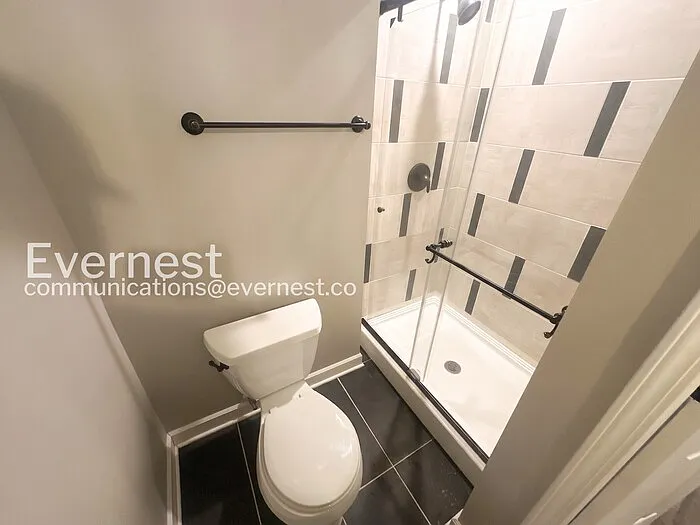 1902 Brent Ln — Photo 17