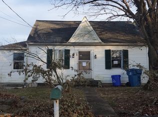 1015 Hilltop Rd, York, PA 17408