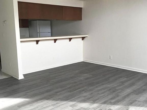 3rd image of 1134 Jefferson Ave
