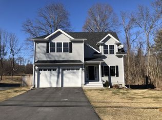18 Auburn St, Framingham, MA 01701