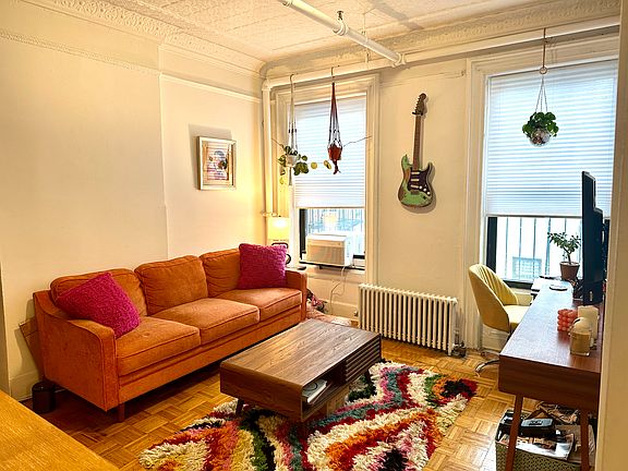 4th image of 252 E 112th St APT 3B