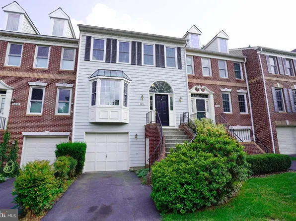 6856 McLean Province Cir, Falls Church, VA 22043