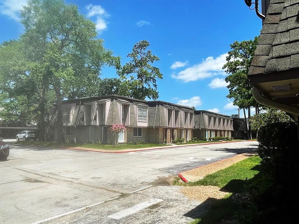 1st image of 12633 Memorial Dr APT 5