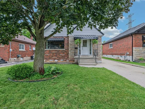 66 Paling Ct, Hamilton, ON L8H 5J2