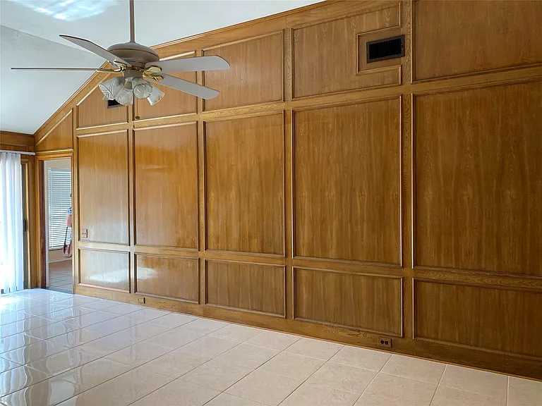 2309 Promontory Point — Photo 3