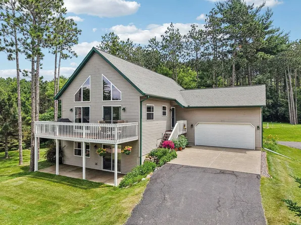 N6106 Fox Glen Rd, Portage, WI 53901