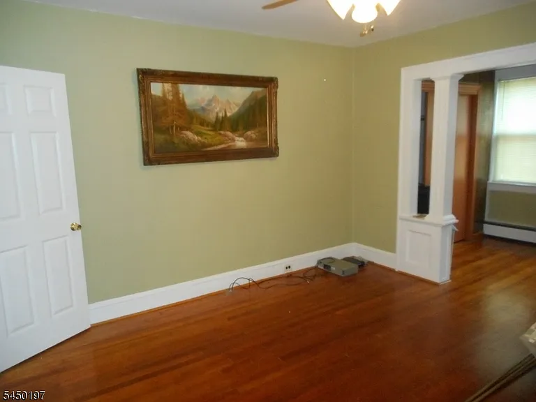 12 Campbell Ave — Photo 7