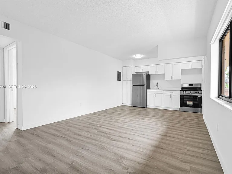 13210 Memorial Hwy #116 — Photo 2