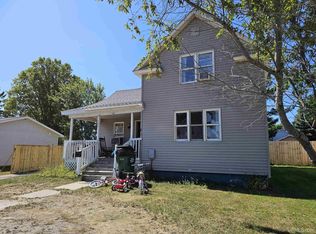 125 N 2nd St, Manistique, MI 49854