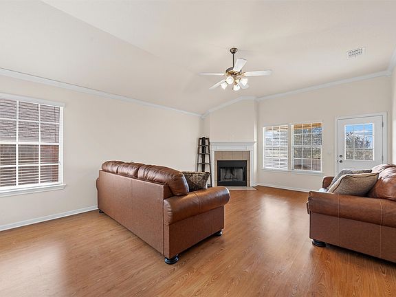 3rd image of 2541 Massey Ln