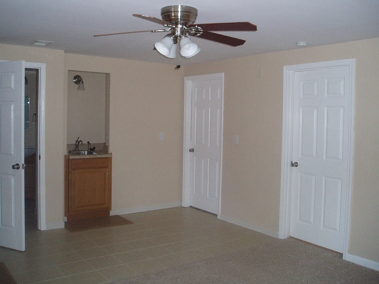1 bed, 650 sqft, $1,250 — Photo 4