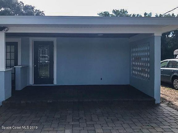 5th image of 825 Indianola Dr