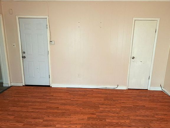 2nd image of 800 Vine St APT 6