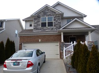 2098 Falling Leaves Ln, Lexington, KY 40509