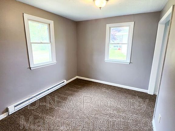 5th image of 110 Smith Dr