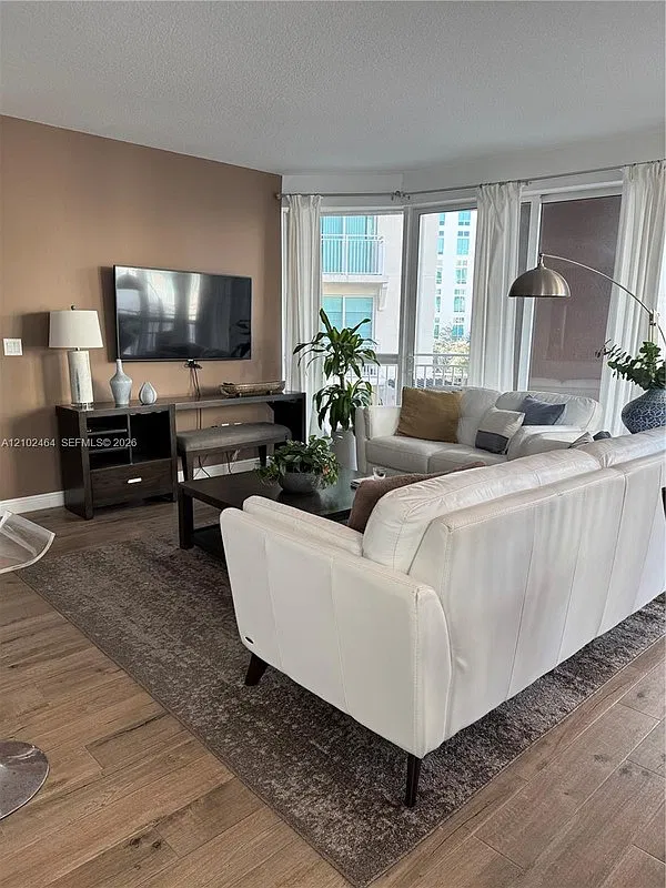 7275 SW 90th Way #301 — Photo 2