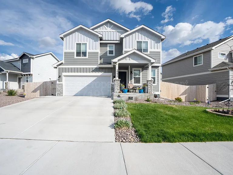 10477 Luneth Dr — Photo 1