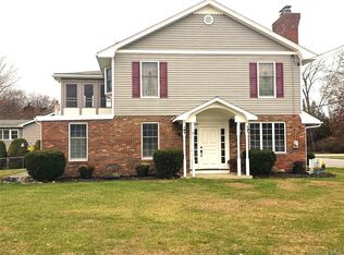 15 Milano Drive, Poughkeepsie, NY 12603