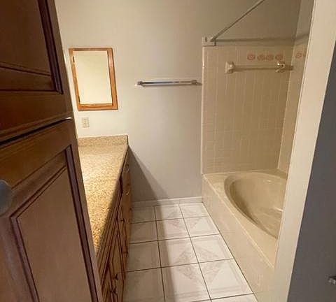 4th image of 2750 Dobbin Dr