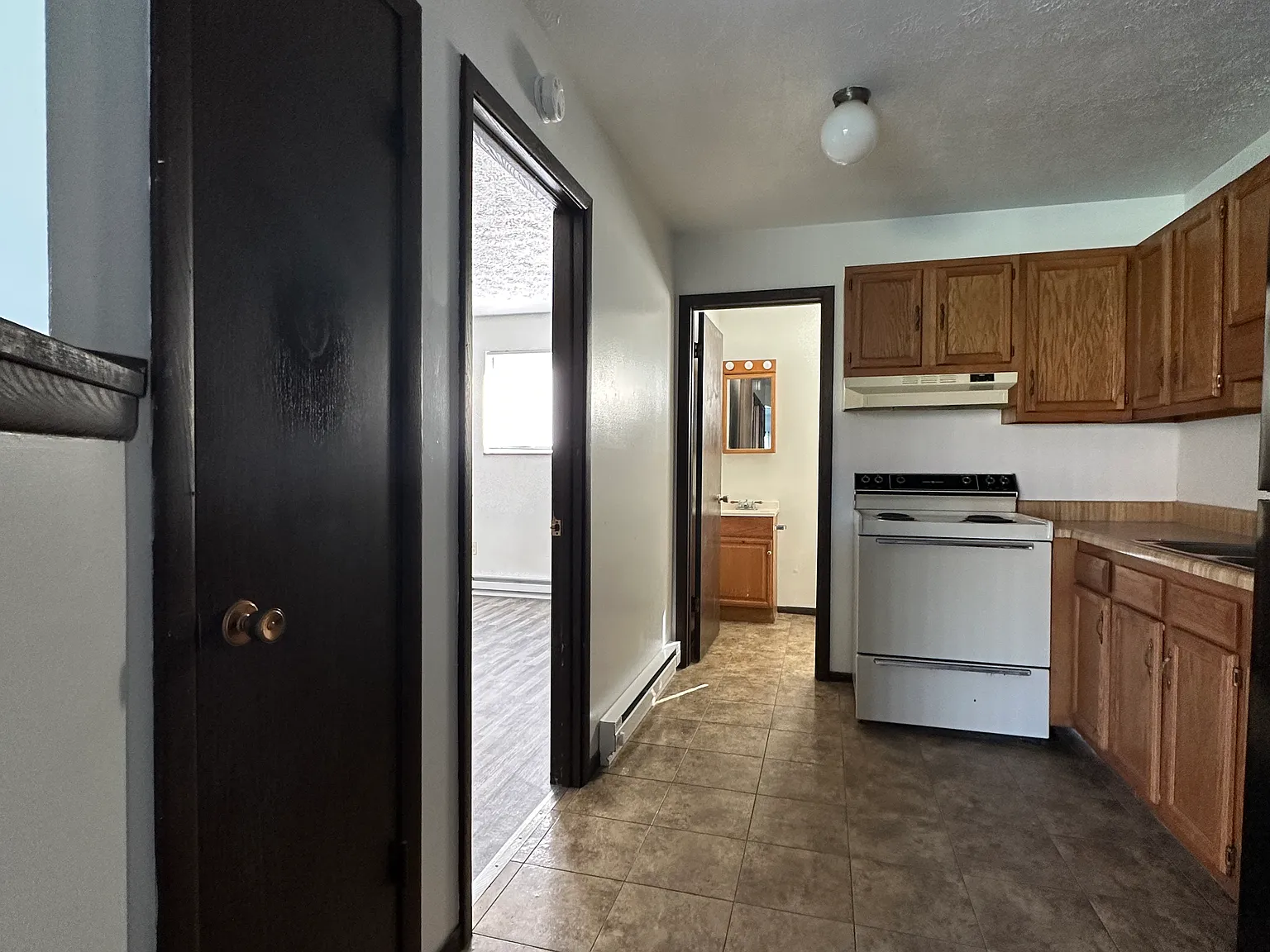 40 Fernwood Ave — Photo 3