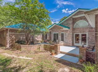 863 Corbin Gainey Rd, Defuniak Springs, FL 32435