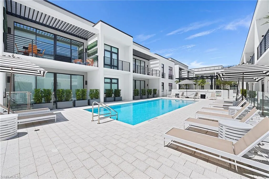 2 bed, 2.0 bath, 1397 sqft, $15,000 — Photo 1