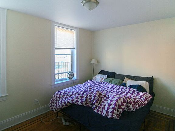 2nd image of 3548 33rd St #1B