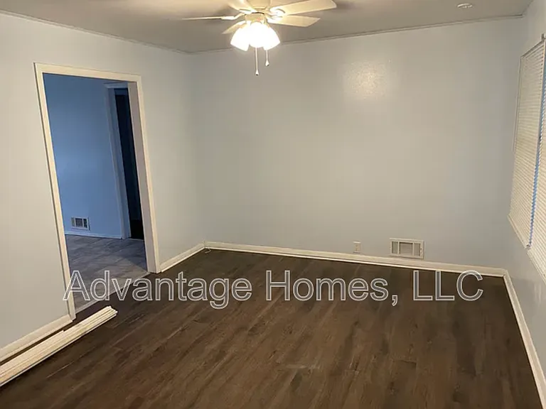 11357 Sycamore Ter — Photo 10