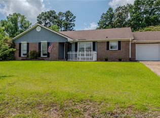 136 Thornbird Dr, Raeford, NC 28376