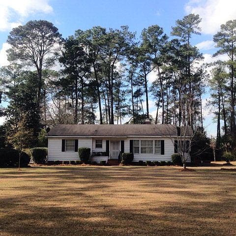 1st image of 1509 S Dogwood Dr